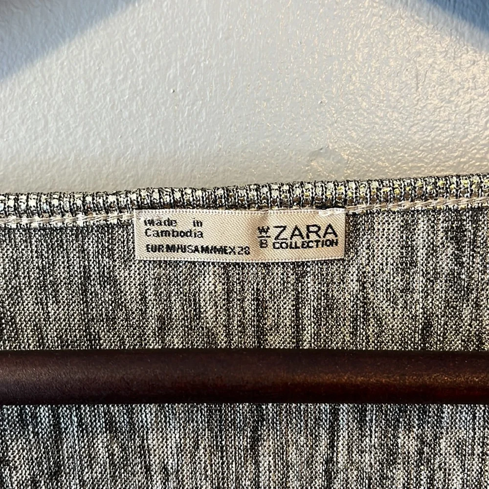 Zara WB Collection, Size M, shiny gold lame! - Picture 3 of 4